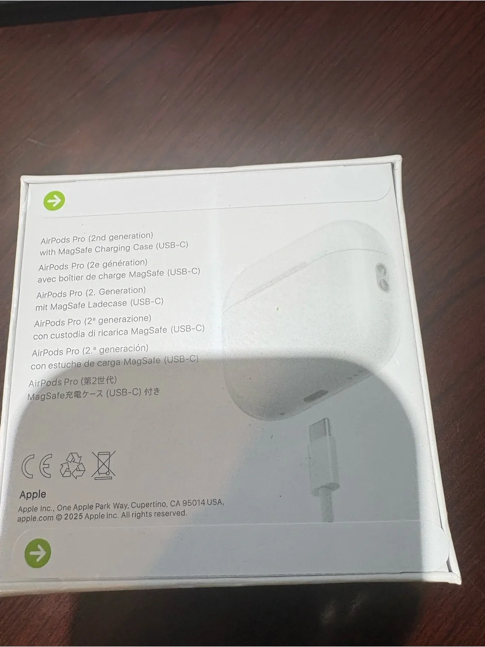 Like Apple White Wireless Earbuds with Charging Case